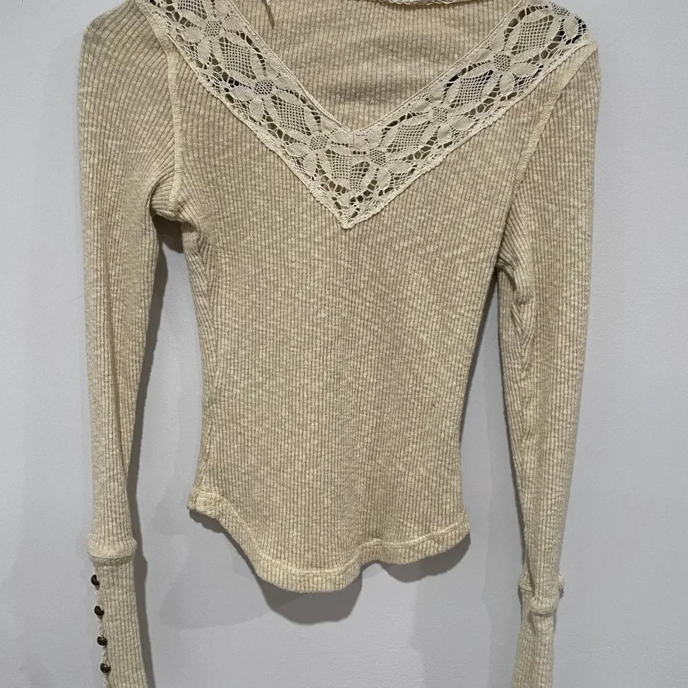 Free People Women's Cream Woman Long Sleeve Top Size XS